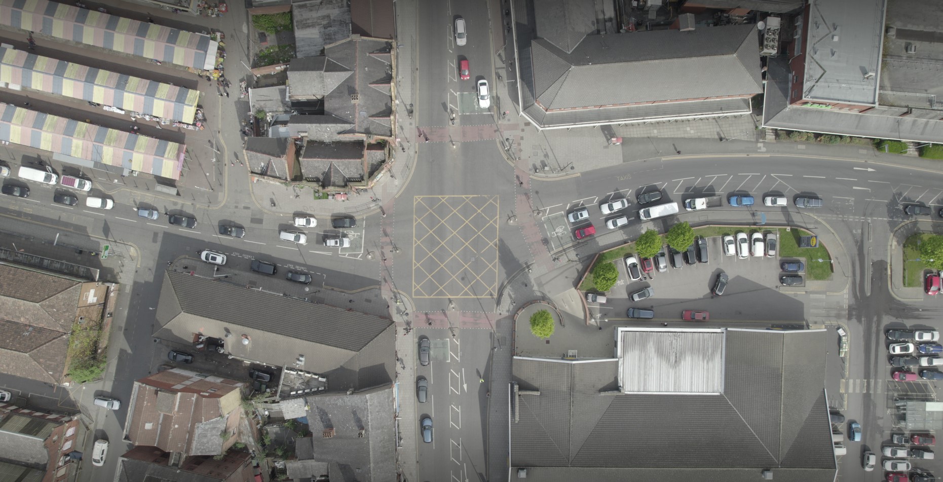Birdseye view image of queuing traffic at the Stockport Road junction.