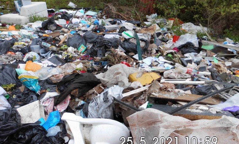 Photo of a pile of dumped rubbish