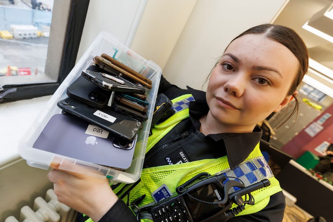 Neighbourhood operation in Manchester city centre is reuniting phones with rightful owners