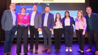 University wins national award for excellence in Employer and Community Partnerships