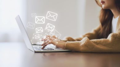 The urge to reply to work emails at home could be affecting our physical and mental health