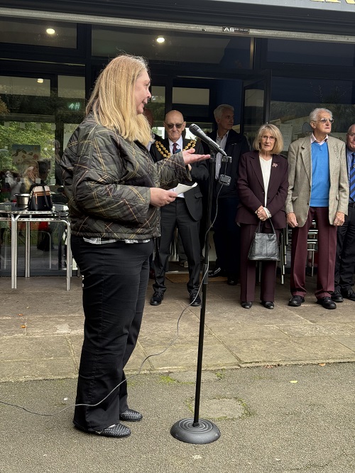 Cllr Taylor thanked Chadderton Together for their hard work in putting the bid together